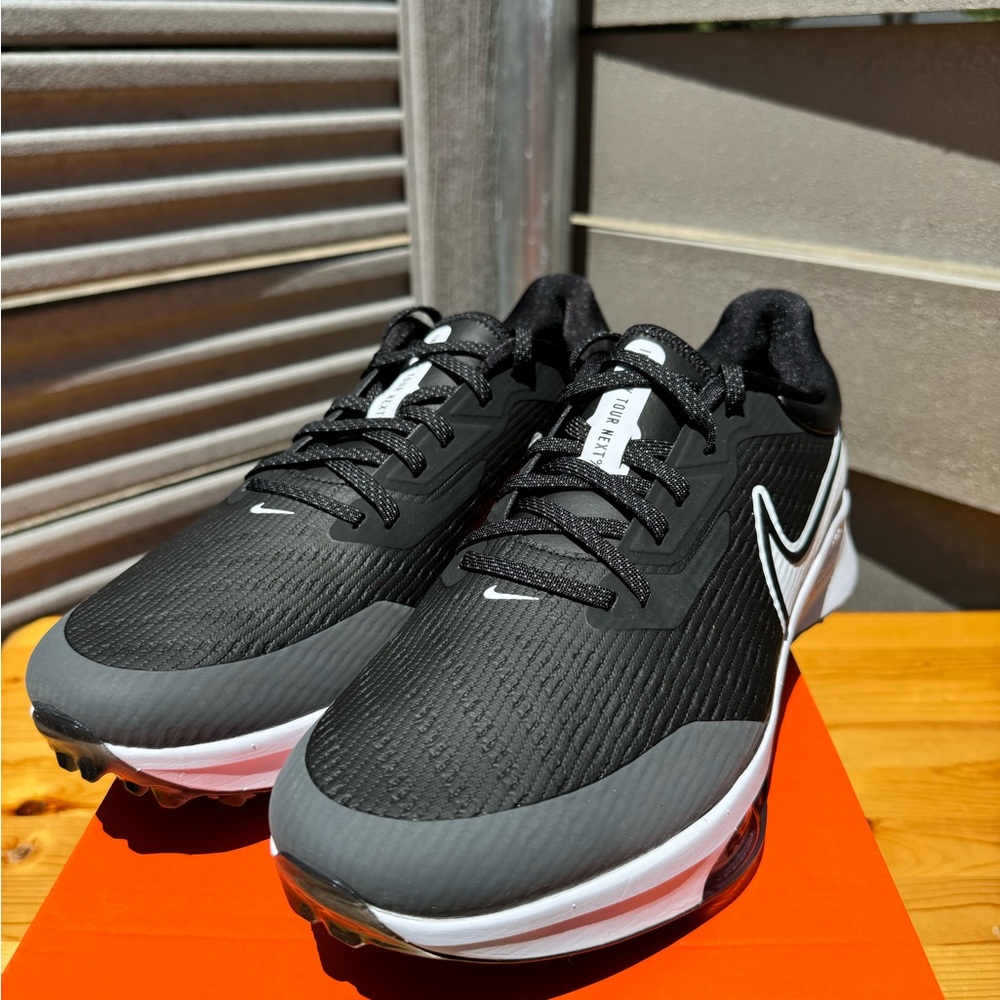 Nike Golf Black and White Golf Sneakers